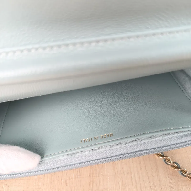 Chanel Crossbody Bag Classic Flap WOC CF WOCWOC Bag Green Grained Calfskin 19.2 × 3.5 × 12.3 cm — detail view 3 of 12