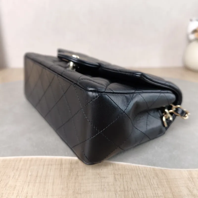 Chanel Crossbody Bag Classic Flap Large Mini CF Mini Black SL ambskin mini 20 × 6 × 12 cm — detail view 9 of 12