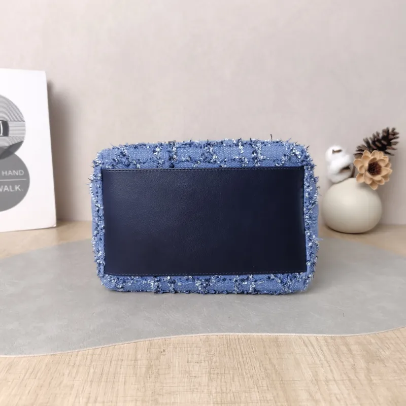 DIOR Top Handle Bag TOUJOURS Edition Blue Small 18.5 × 12 × 18.5 cm — cover view 2 of 6
