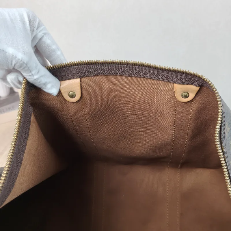 Louis Vuitton Crossbody Bag Keepall 55 Shoulder Strap Edition Monogram PVC One Size 55 × 26 × 31 cm — detail view 1 of 16