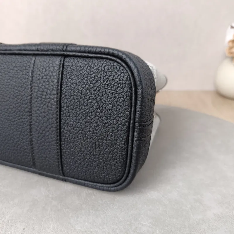 Hermès Top Handle Bag Neo Garden 23 Mini Black · Beige Canvas · Negonda Calfskin Mini 23 × 10 × 16 cm G — detail view 11 of 11