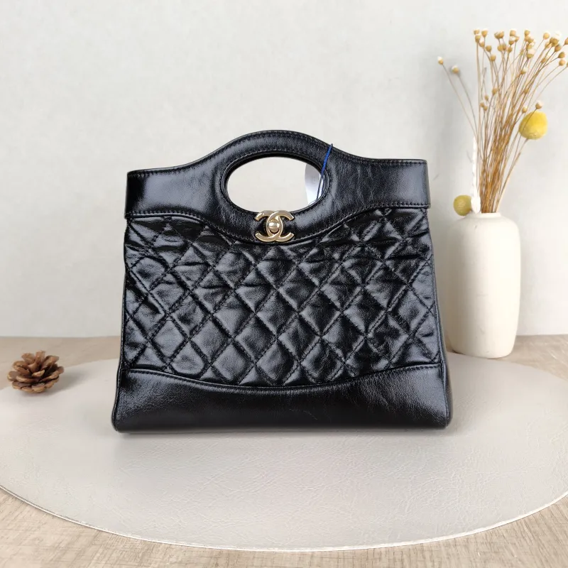Chanel Crossbody Bag31Bag Black Waxed Leathermini23 × 5.5 × 22 cm