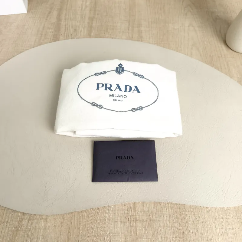 PRADA Top Handle Bag Galleria Galleria Bag Pink Calfskin One Size34 × 15 × 24 cm — detail view 1 of 13