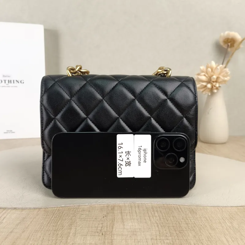 Chanel Crossbody Bagcf Collection Crossbody Bag Black Lambskin One Size19 × 9 × 14 cm — cover view 3 of 5