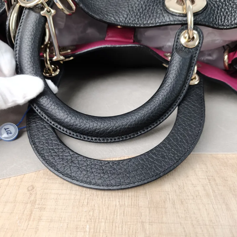 DIOR Top Handle Bag issimo Tote Bag Black Calfskin Large38 × 12 × 27 cm — detail view 10 of 12
