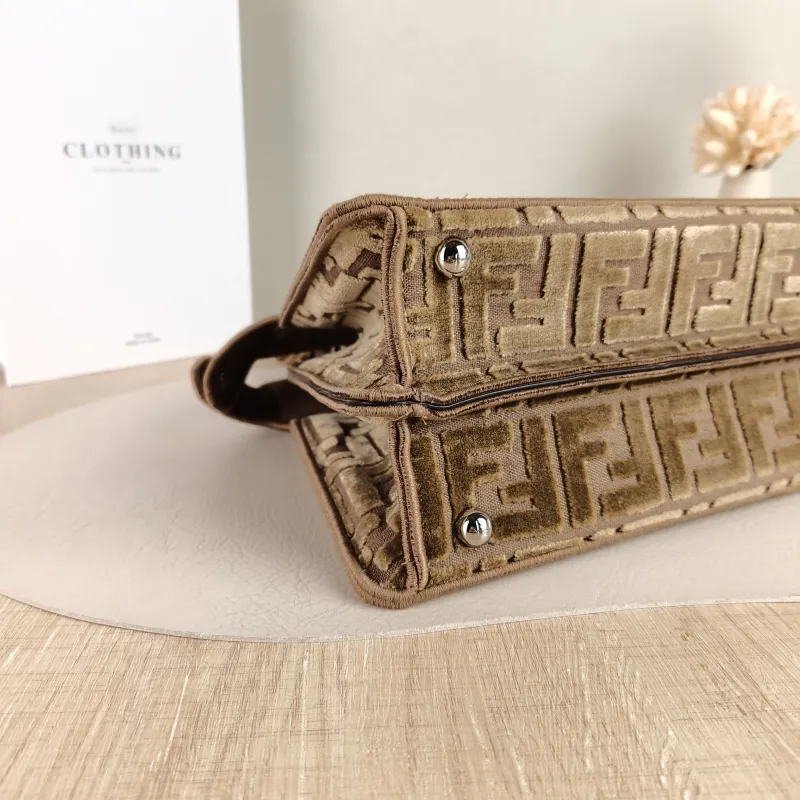 FENDI Crossbody Bag Peekaboo IS ee US mall Brown Velvet Small 27 × 11 × 21 cm — detail view 9 of 9