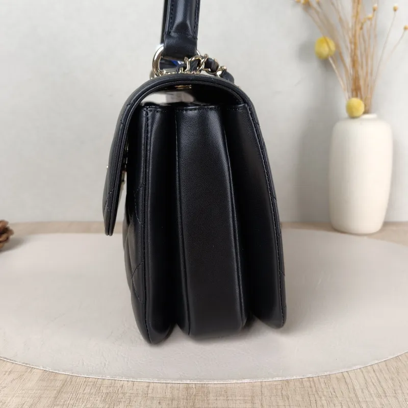 Chanel Crossbody Bag 23s trendy cc Black Lambskin Small 25 × 12 × 17 cm — detail view 4 of 15