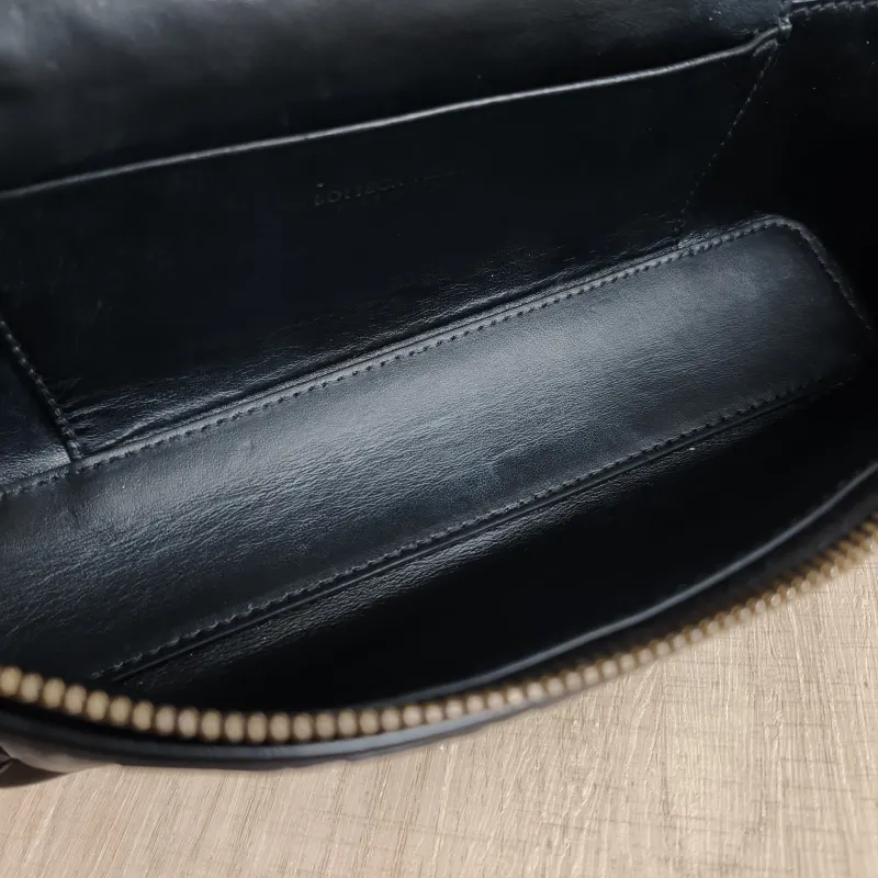 Bottega Veneta Top Handle Bag Woven Top Handle Bag Black Calfskin One Size 23 × 5.5 × 13 cm — detail view 2 of 9