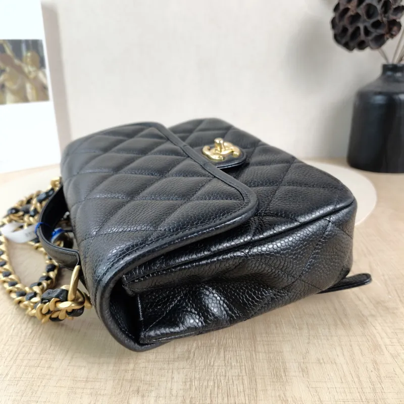 Chanel Backpack Backpack Black Grained Calfskin One Size24 × 6 × 18 cm — detail view 6 of 13