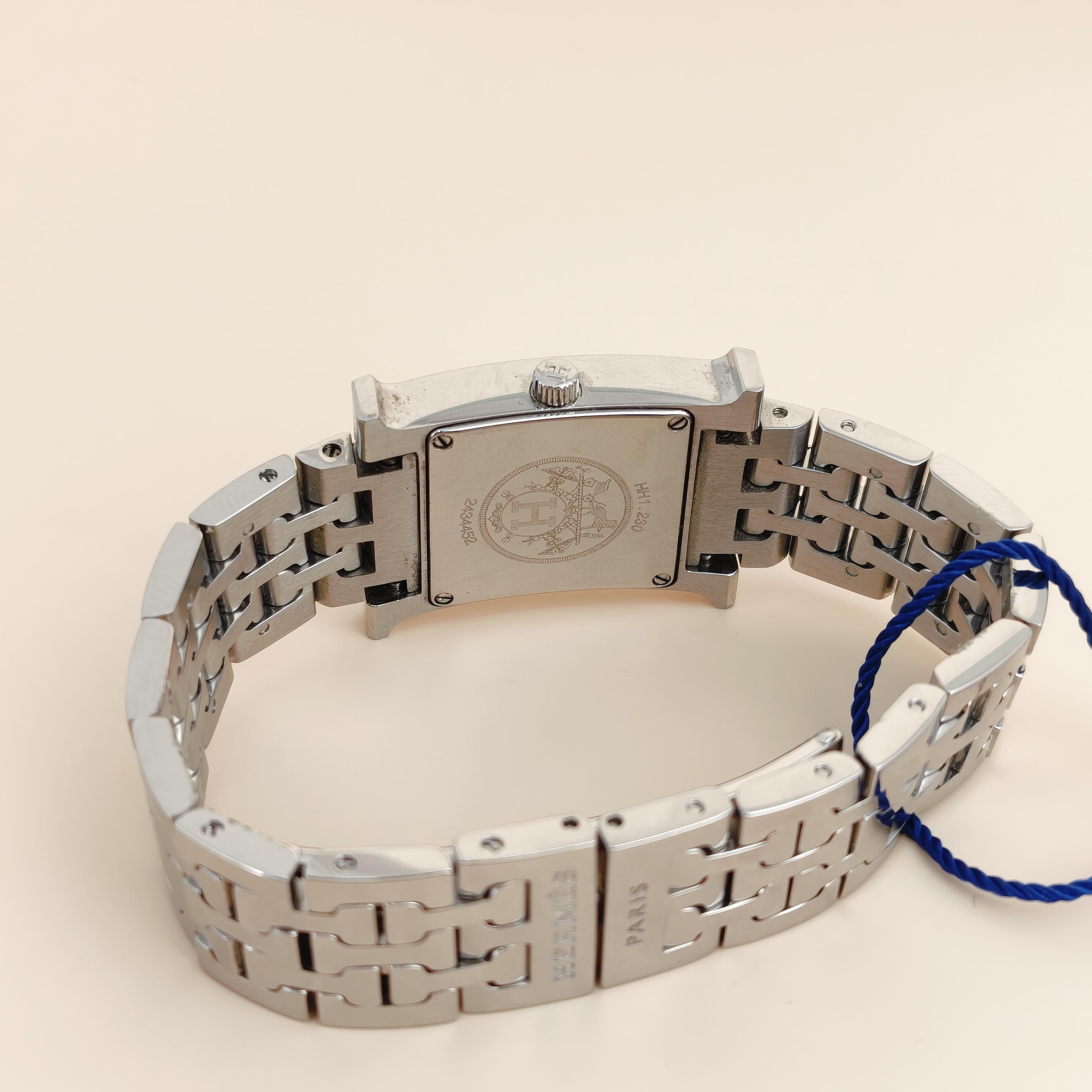 Hermès Watchh Collection Watch Silver One Size30*21 — cover view 2 of 8