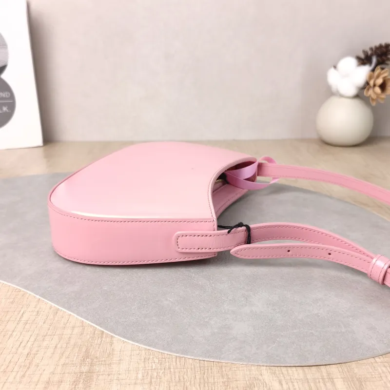 CELINE Shoulder Bag tilly Pink Calfskin Medium 22 × 4 × 13.5 cm — detail view 11 of 14