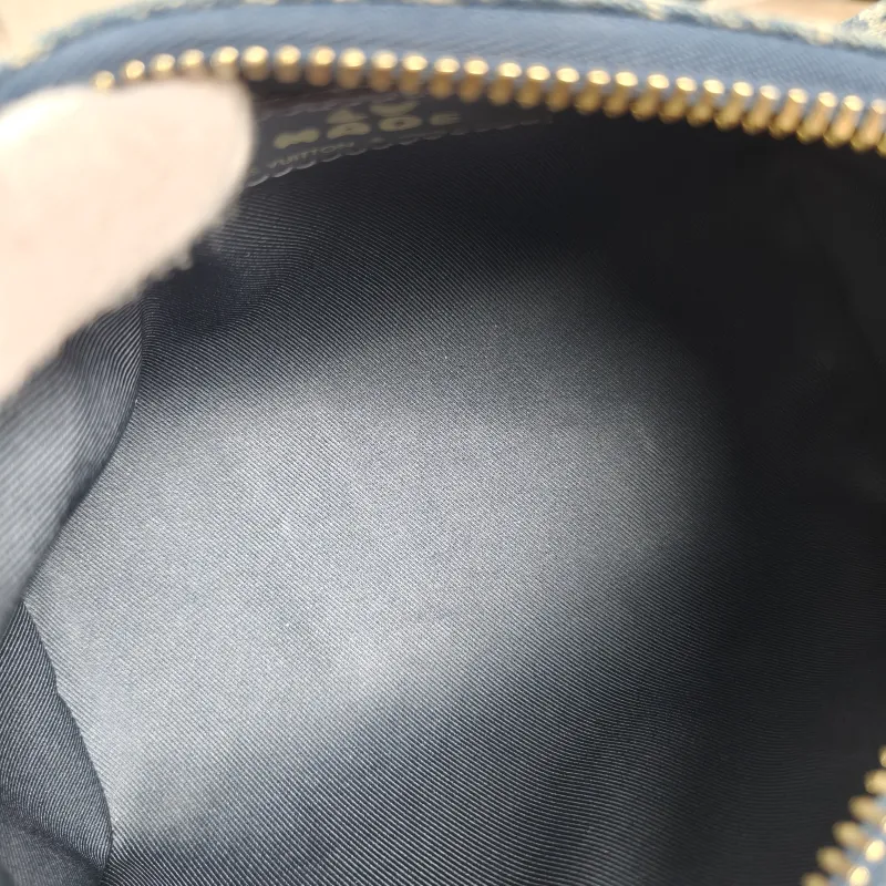 Louis Vuitton Crossbody Bag Keepall XS Nigo · Calfskinmini21 × 9 × 12 cm — detail view 8 of 12