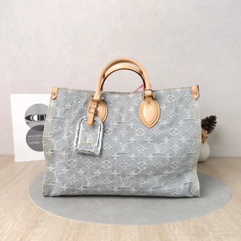 Louis Vuitton Shoulder Bag Onthego Medium Grey Medium 35 × 14 × 27 cm