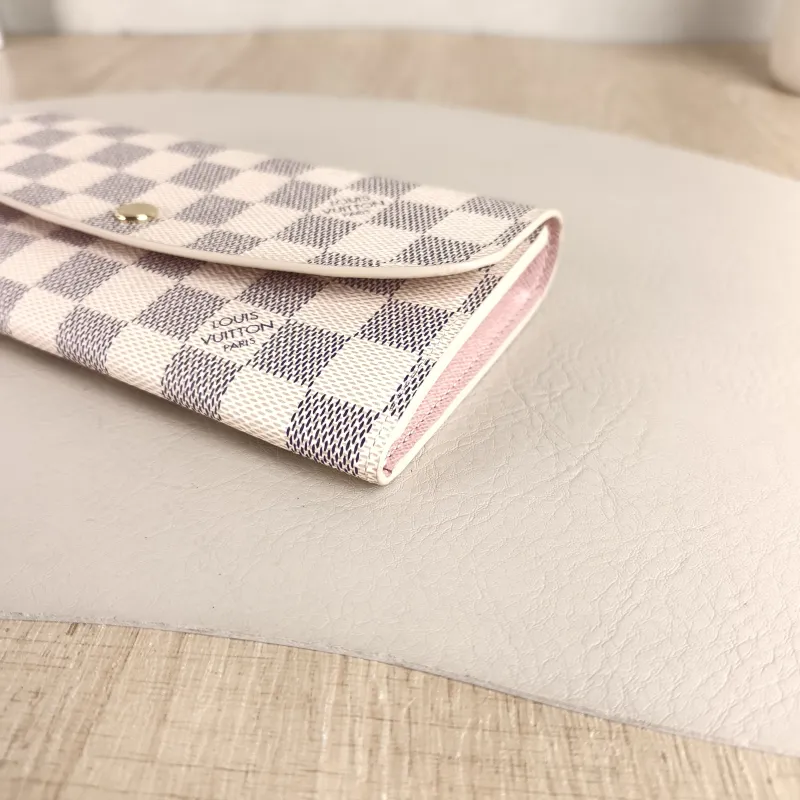 Louis Vuitton Wallet Edition Wallet PVC One Size 19 × 2 × 10 cm — detail view 1 of 10