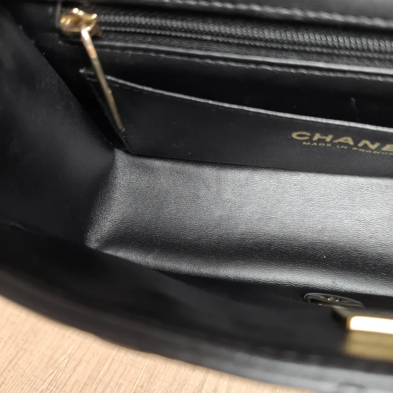Chanel Crossbody Bag cf mini Black Lambskin mini20 × 6 × 12 cm Conditioned — detail view 6 of 13