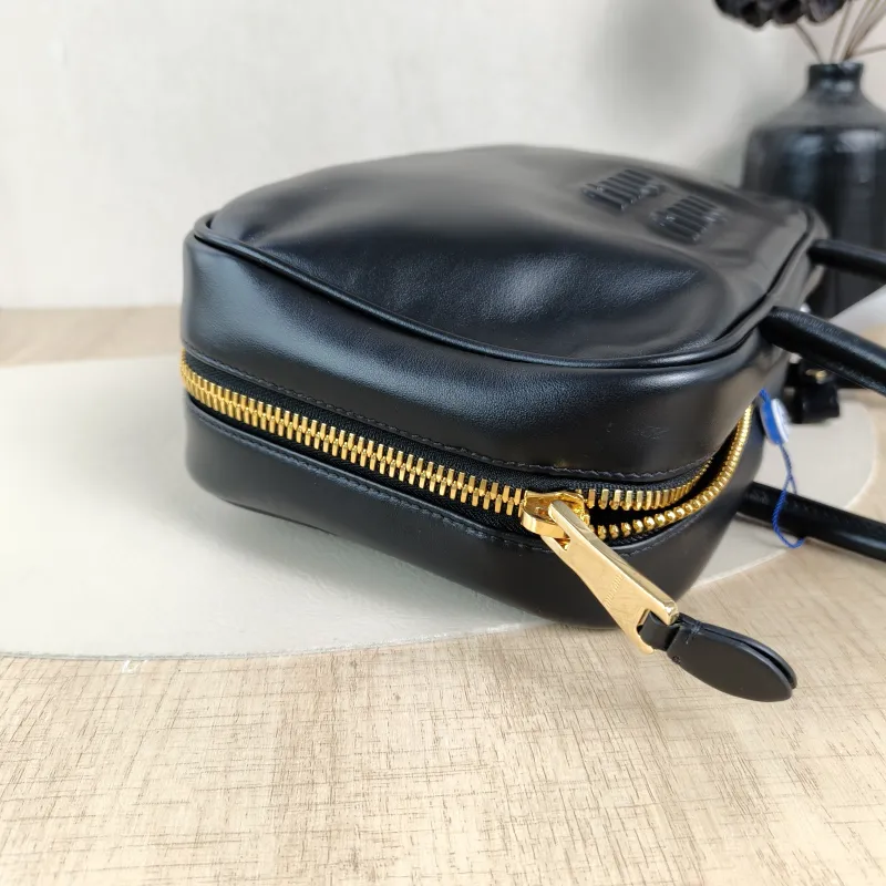 Miumiu Top Handle Bag Beau Black Calfskin Medium30 × 8.5 × 17 cm — detail view 2 of 12