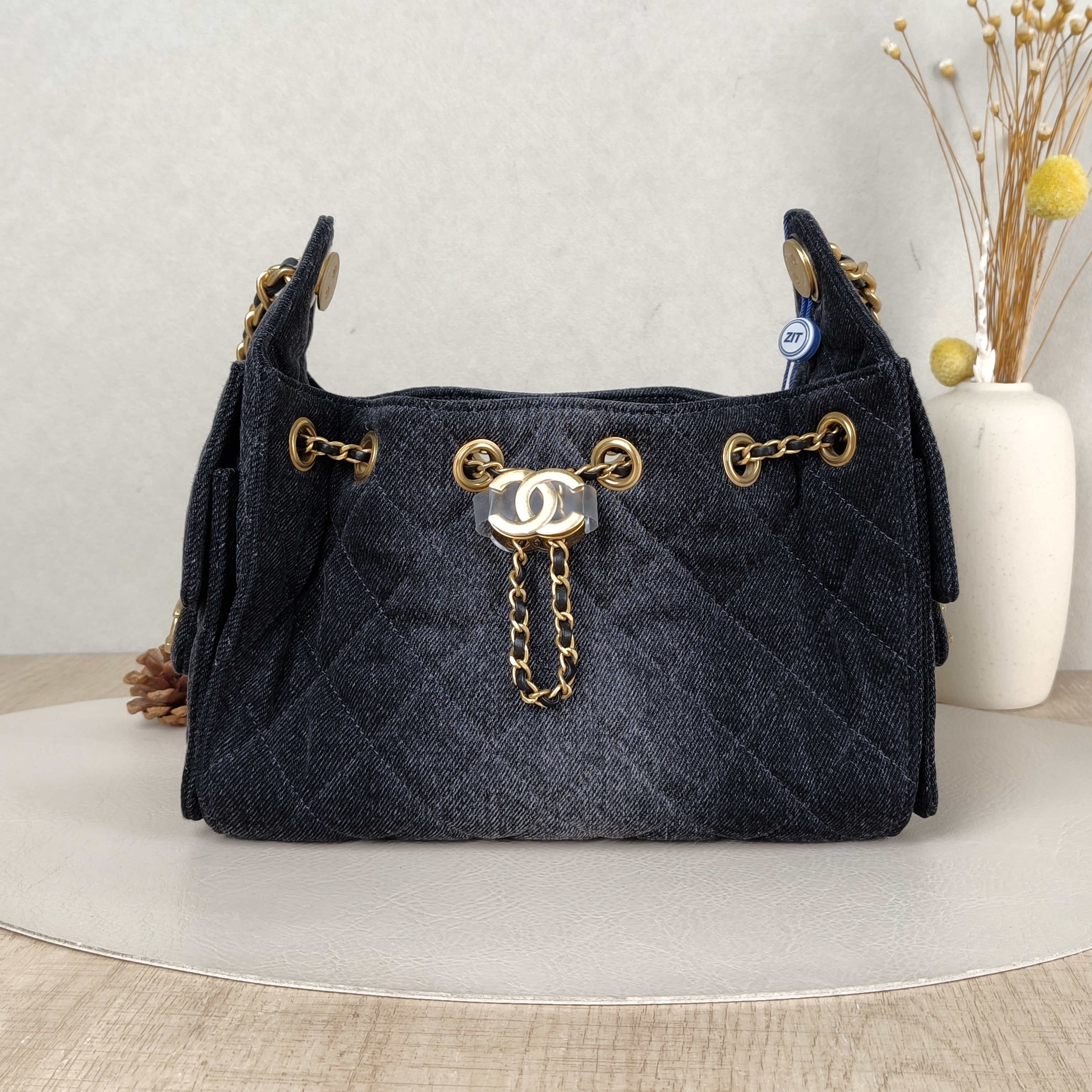 Chanel Crossbody Bag25Bag Black mini22 × 12.5 × 20 cm