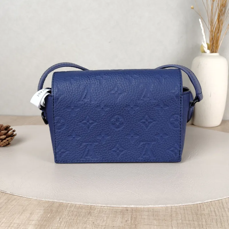 Louis Vuitton Crossbody Bag Steamer Box Blue Calfskinmini18 × 6.5 × 11 cm — cover view 6 of 6