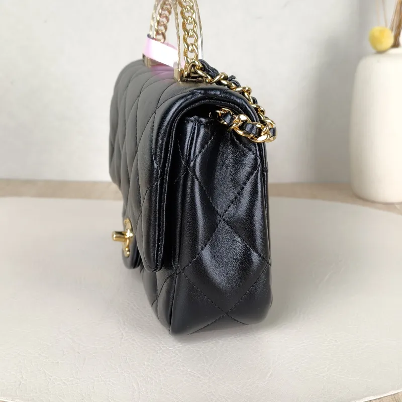 Chanel Crossbody Bag Black Lambskinmini19 × 6 × 12 cm — detail view 15 of 18