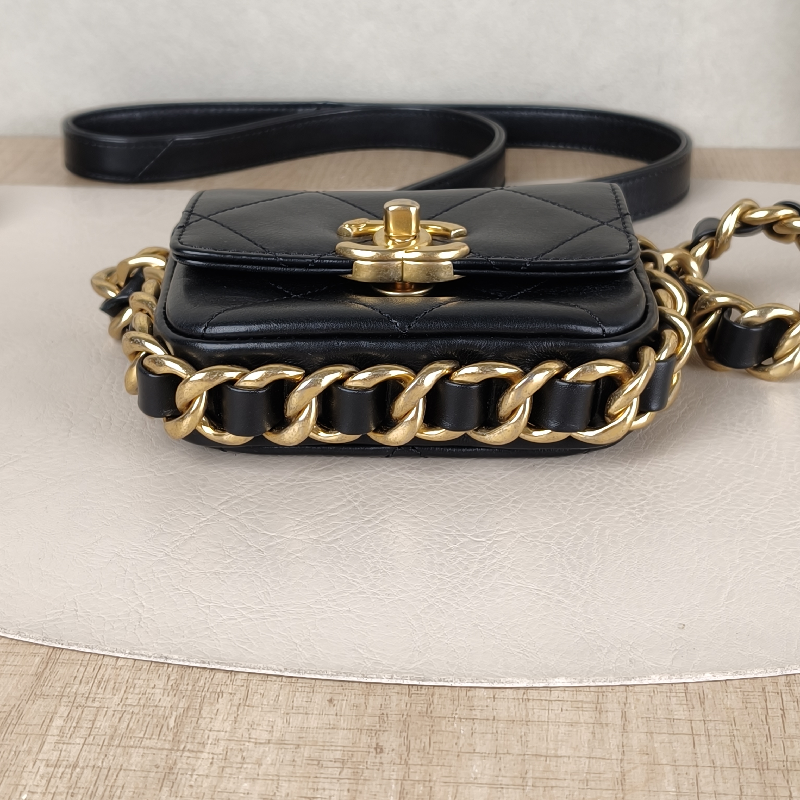 Chanel Crossbody Bag Crossbody Bag Black Calfskinmini12 × 3 × 10 cm — cover view 5 of 5