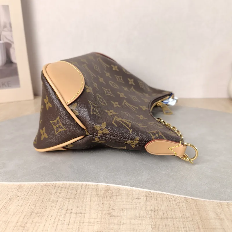 Louis Vuitton Crossbody Bag Boulogne PVC Small 26 × 9.5 × 16 cm — detail view 11 of 11