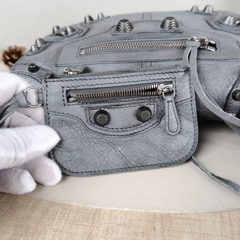 BALENCIAGA Crossbody Bagle cagole Crossbody Bag Grey Lambskin One Size24 × 5 × 14 cm — detail view 11 of 14