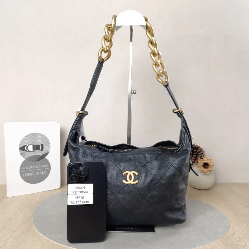 Chanel Shoulder Bag hobo Black Lambskin One Size25 × 9 × 22 cm — cover view 3 of 5