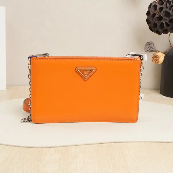 PRADA Crossbody Bag Crossbody Bag Clutch Patent Leather One Size20 × 5 × 12 cm
