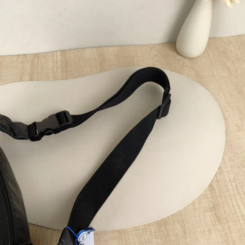 SAINT LAURENT Belt Bag NUXX Black Nylon One Size25 × 9 × 17 cm — detail view 6 of 9