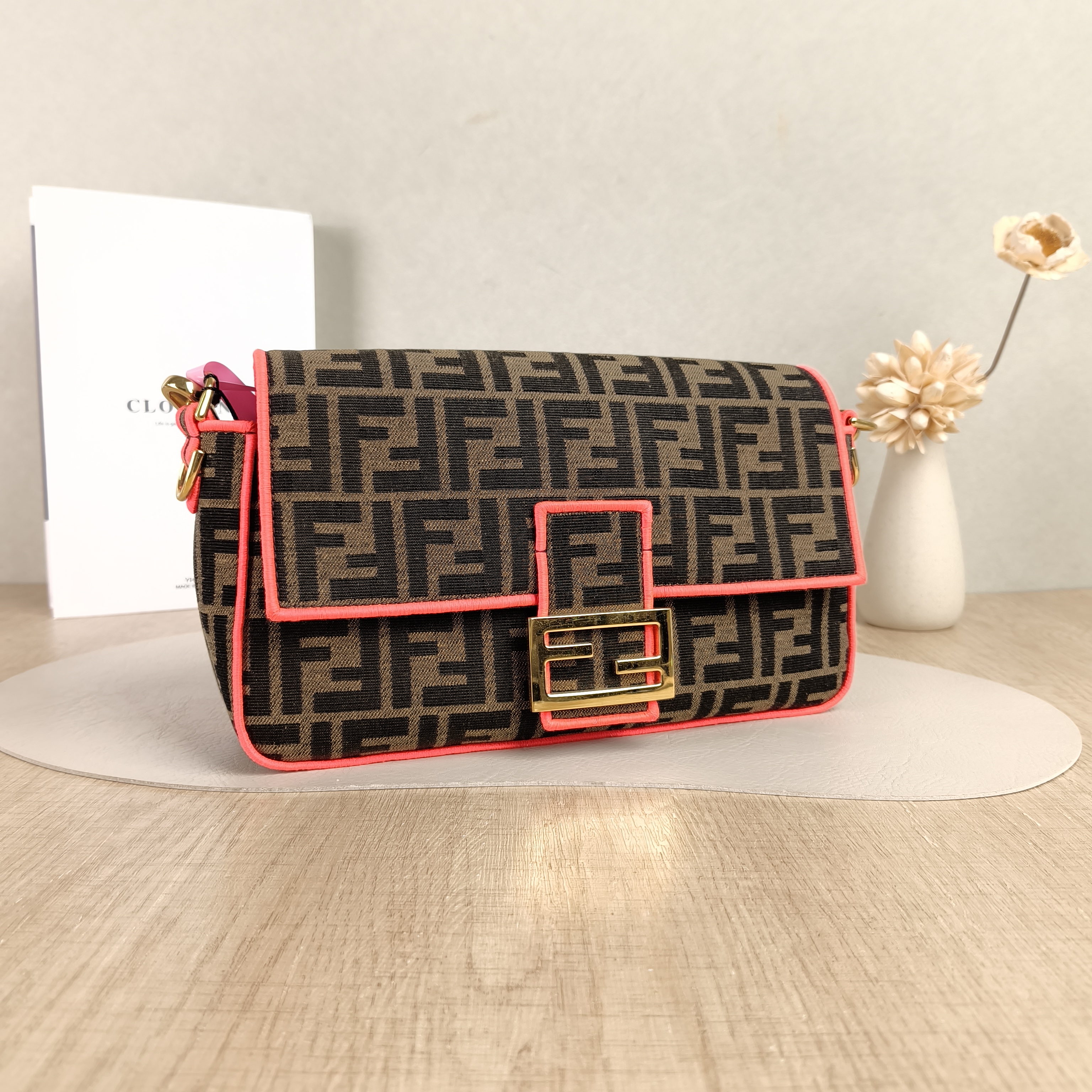 FENDI Crossbody Bag Baguette Baguette Bag Pink Monogram Canvas Medium27 × 6 × 15 cm — cover view 3 of 5