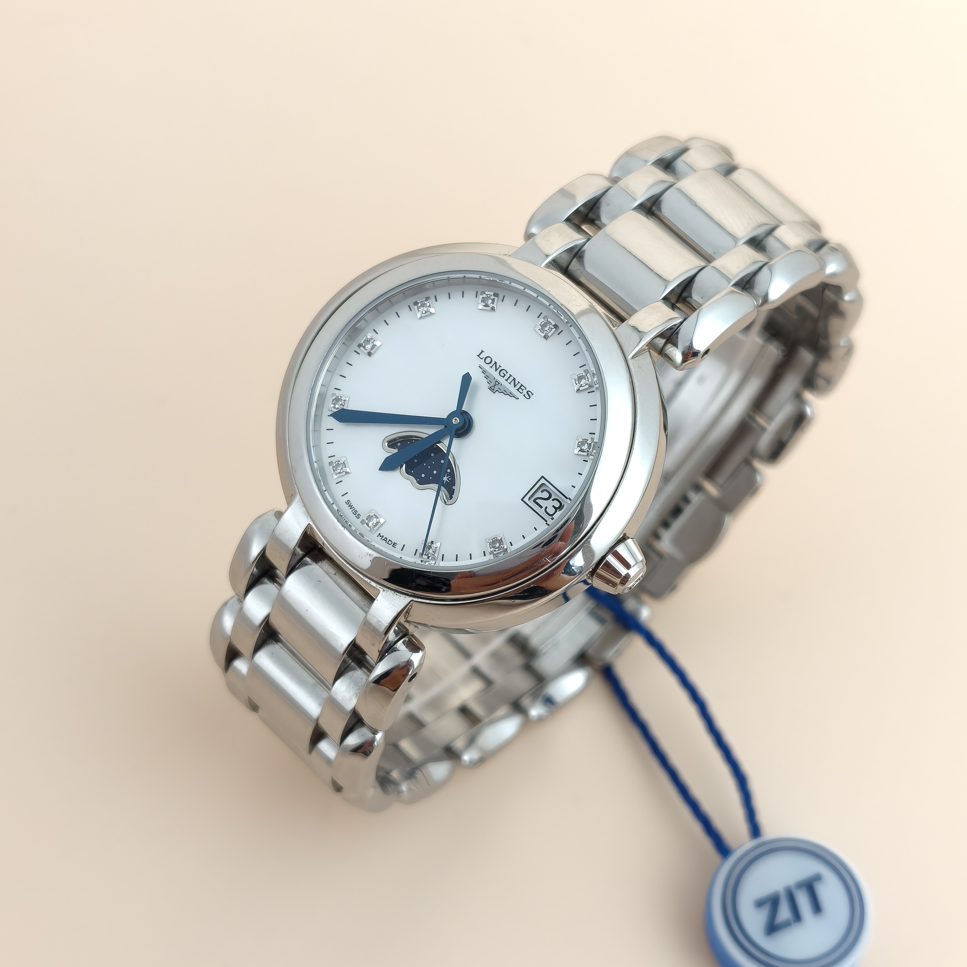 LONGINES Watch Collection Watch Diamond 30mm Watch — cover view 2 of 7