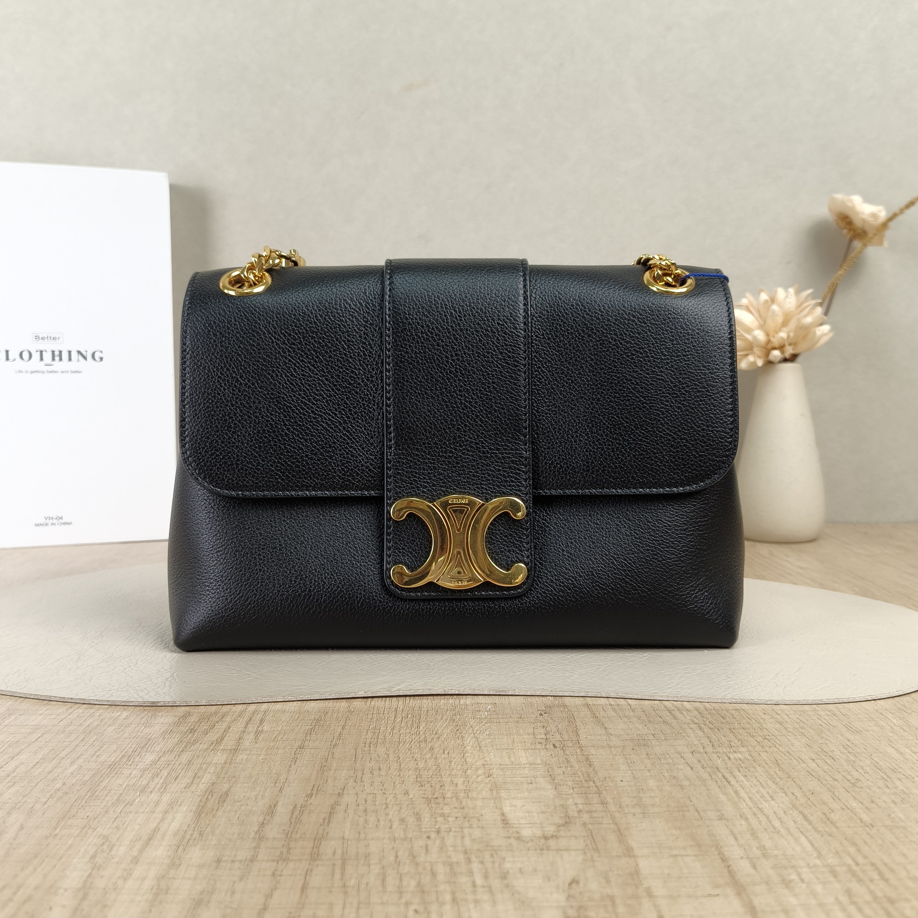 CELINE Crossbody Bag Victoire Chain Bag Black Calfskin Medium25 × 8 × 15 cm