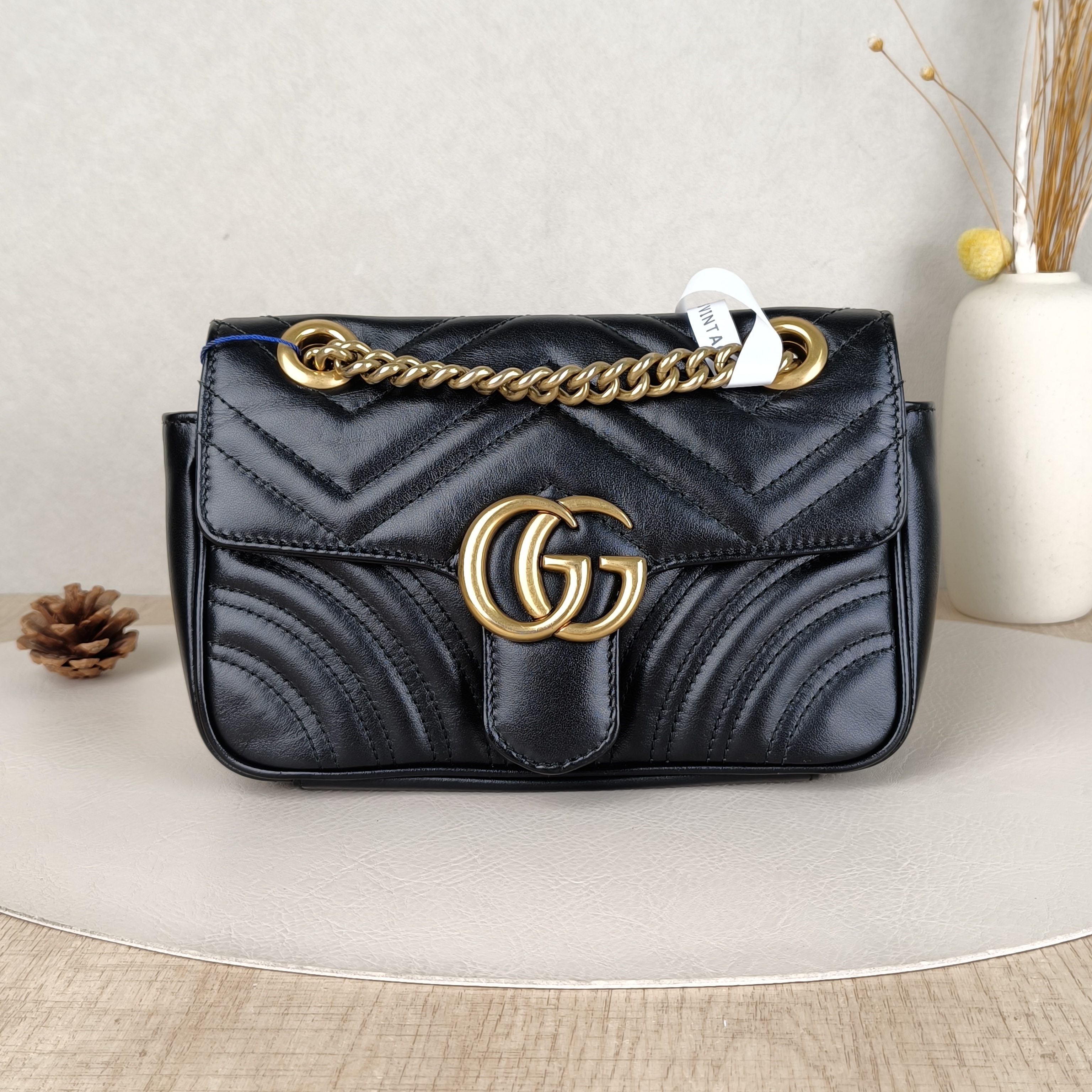 GUCCI Crossbody Bag GG Marmont Small Marmont 22Black CC alfskin Small22 × 6 × 13 cm