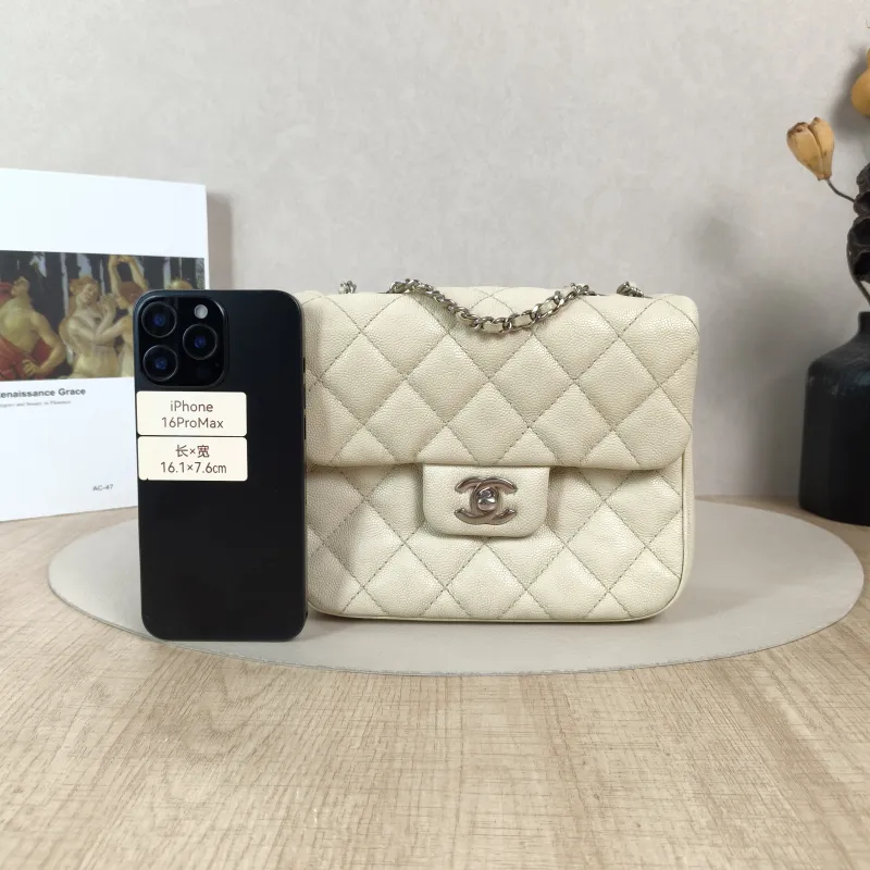 Chanel Crossbody Bagcf Collection Crossbody Bag White Calfskin One Size19 × 7 × 16 cm — cover view 5 of 5