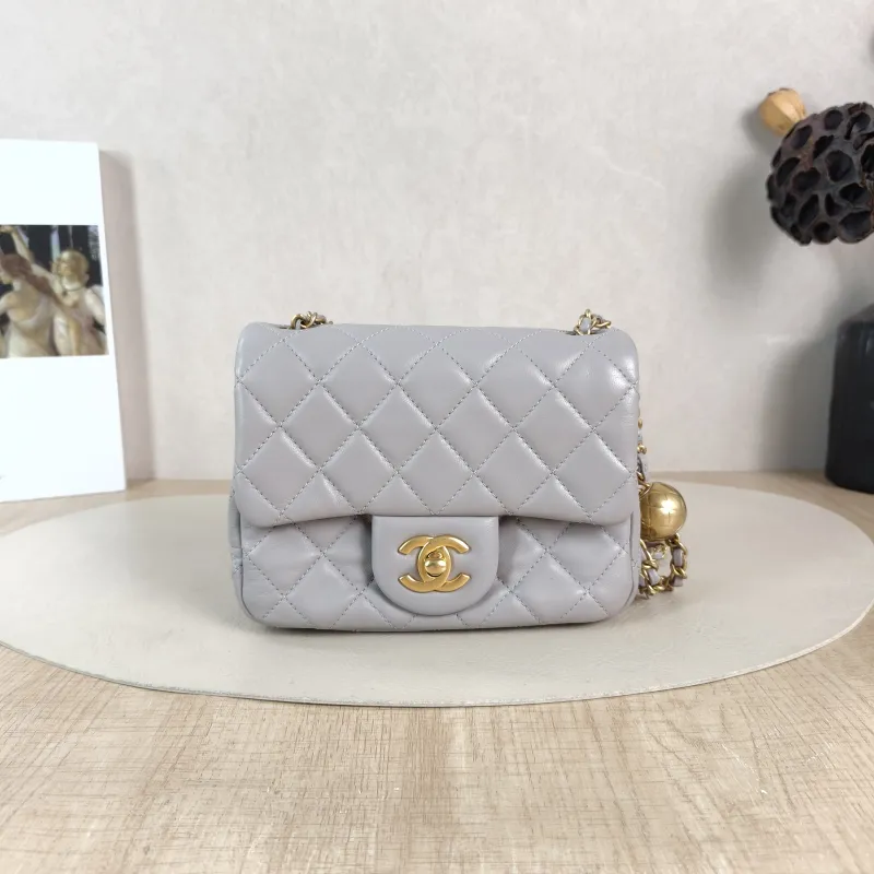 Chanel Crossbody Bag Grey Lambskin Mini 17 × 8 × 13.5 cm