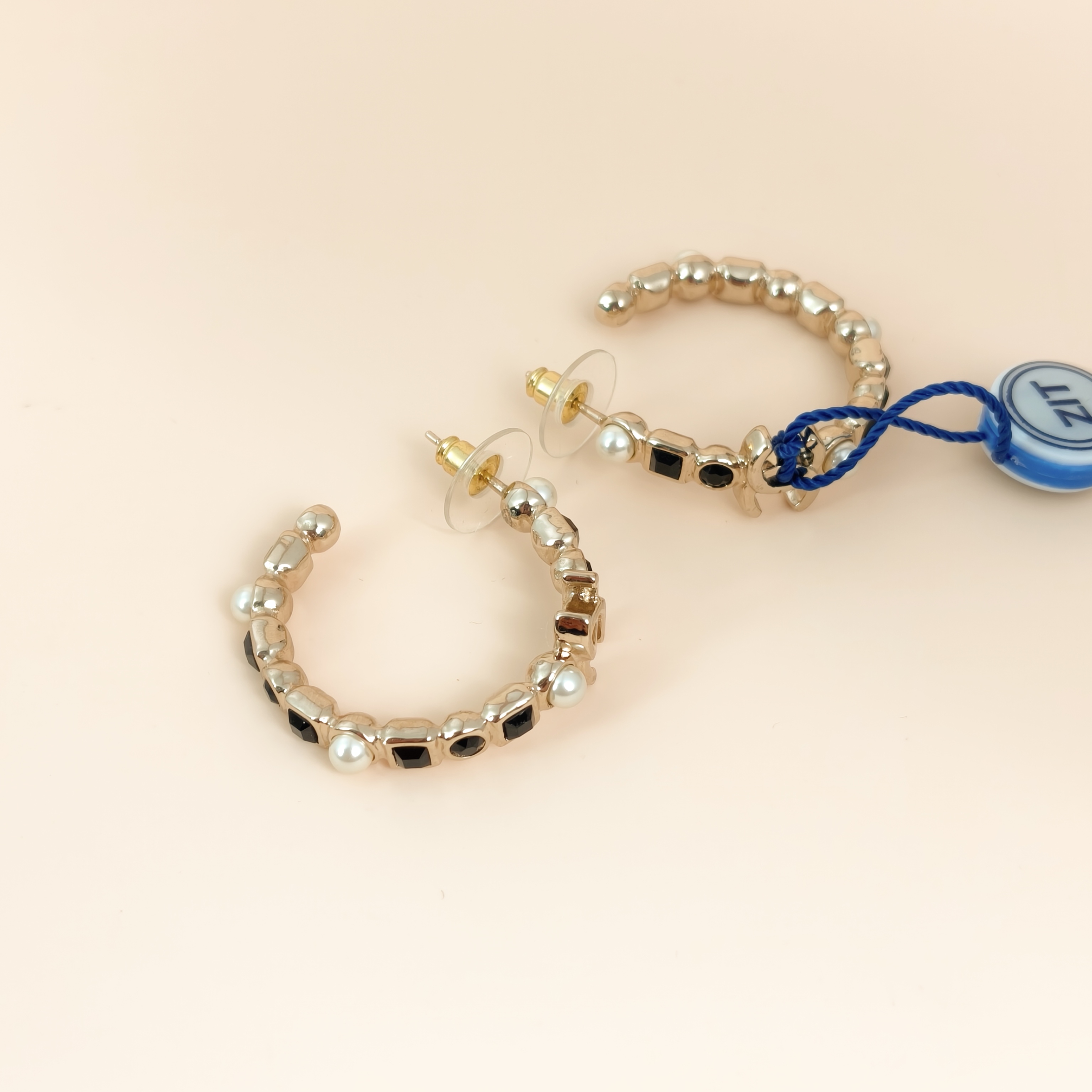 Chanel Earrings c Pearl Earrings Gold · One Size — cover view 3 of 7