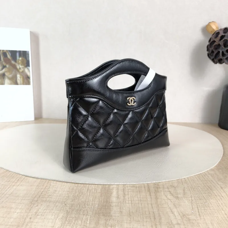 Chanel Shoulder Bag 31Bag Black Waxed Leather Calfskin nano 20.5 × 3.5 × 17 cm — cover view 5 of 6