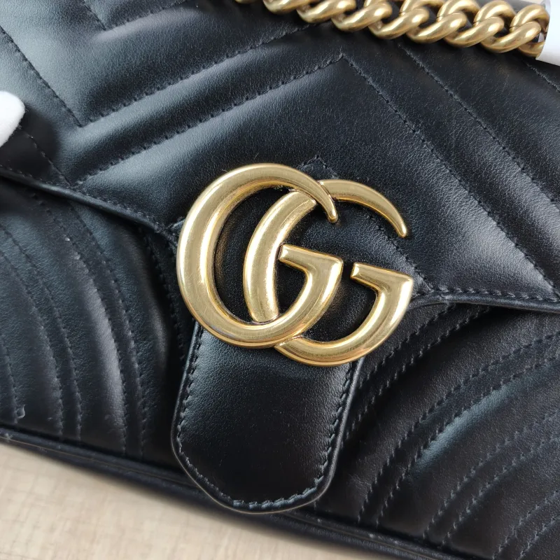 GUCCI Crossbody Bag GG Marmont Small Marmont 22 Black CC alfskin Small 22 × 6 × 13 cm — detail view 6 of 13