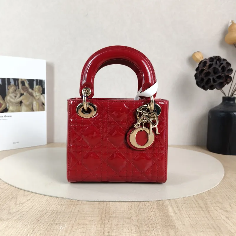 DIOR Crossbody Bag Lady Lady Dior Bag Red Patent Leathermini17 × 7 × 15 cm