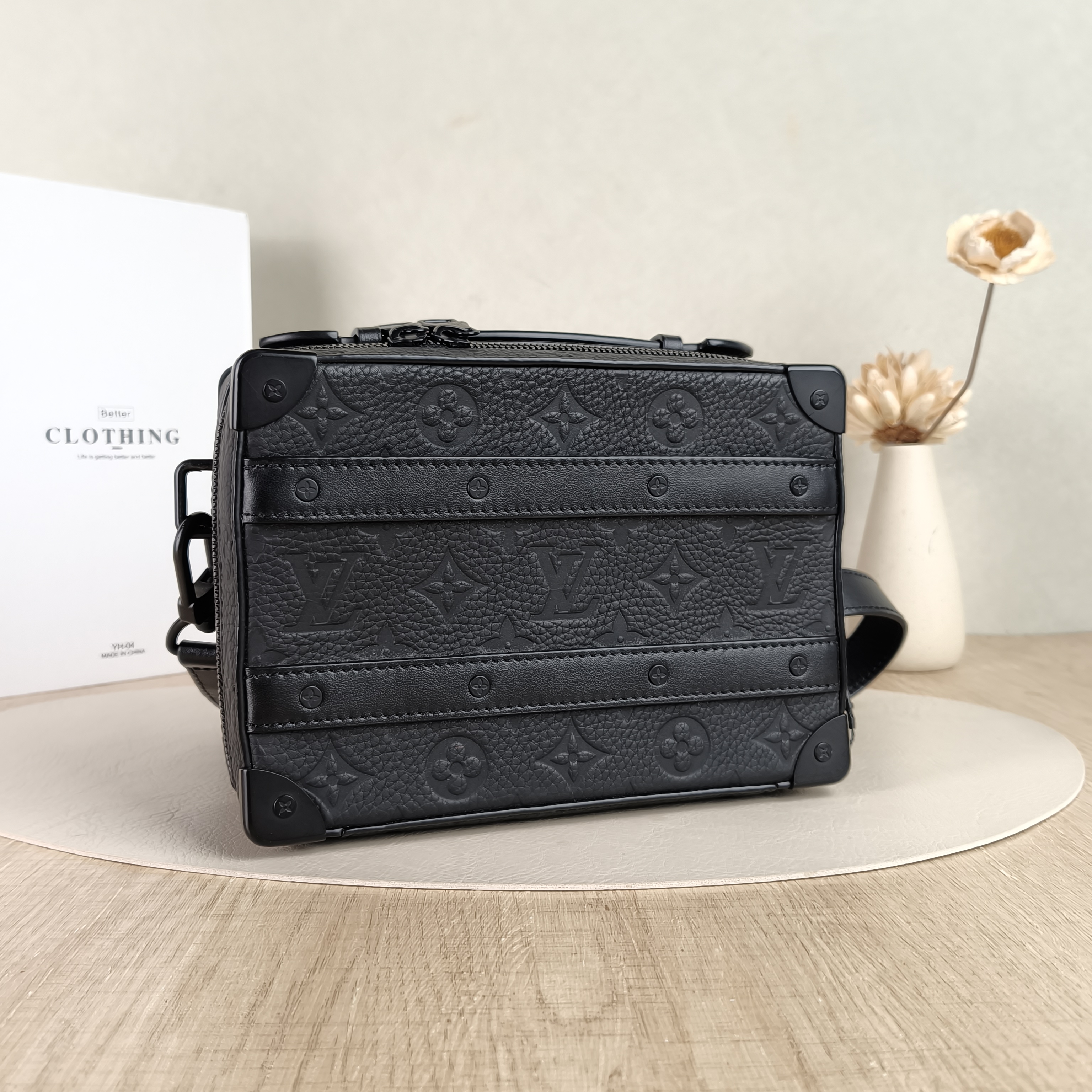 Louis Vuitton Crossbody Bag HANDLE SOFT TRUNK Box Black Calfskin One Size21.5 × 7 × 15 cm — cover view 3 of 5
