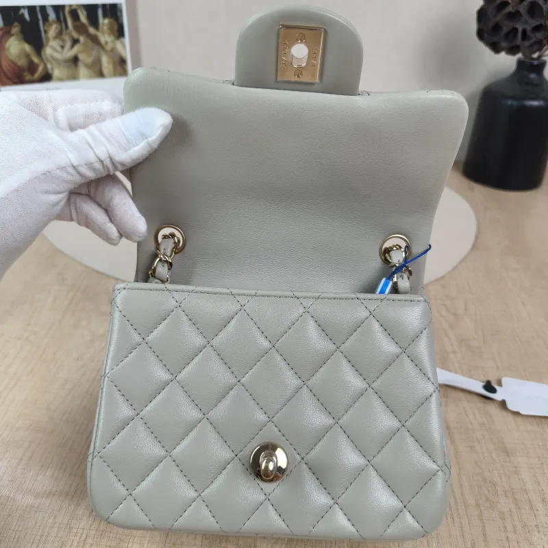 Chanel Crossbody Bag Classic Flap Mini CF Mini Grey Lambskin One Size17 × 8 × 13.5 cm — detail view 5 of 14