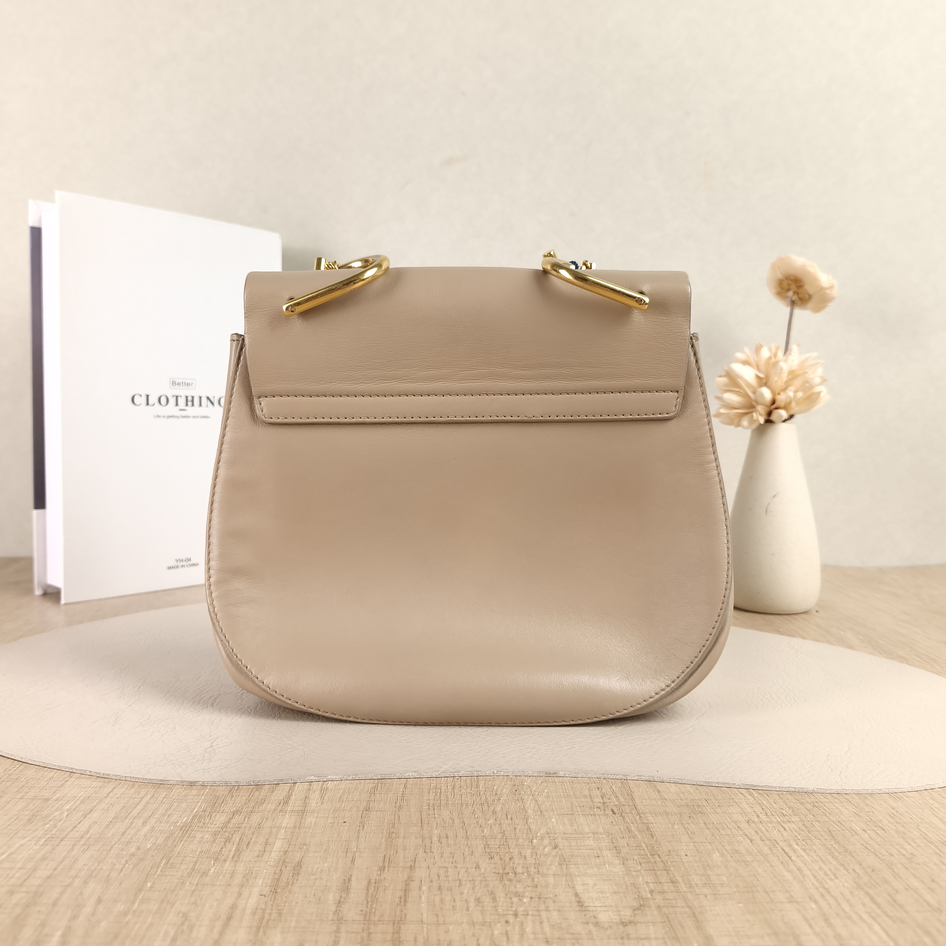 Chloé Crossbody Bag Crossbody Bag Gold Calfskin One Size23 × 7 × 21 cm — cover view 3 of 5