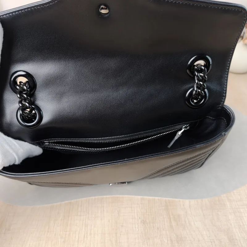 GUCCI Crossbody Bag GG Marmont Medium Marmont 26 So black Black Calfskin Medium 26 × 7 × 15 cm — detail view 13 of 14