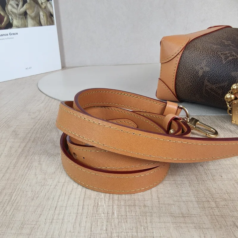 Louis Vuitton Crossbody Bag Steamer 15 Shoulder Bag Brown PVC · Calfskin One Size 16.5 × 8.5 × 20 cm — detail view 7 of 11