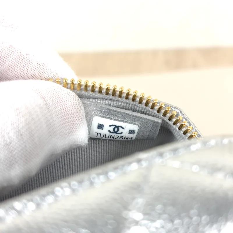 Chanel Crossbody Bag lp Box Bag Top Handle Crossbody Bag Silver Grained Calfskin 19.5 × 5 × 17 cm — detail view 10 of 13