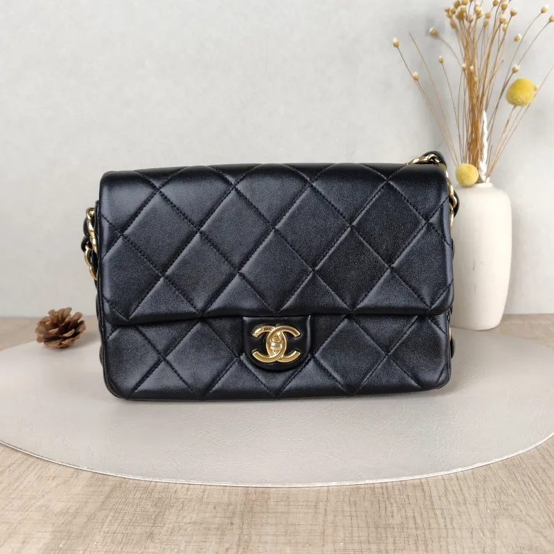 Chanel Shoulder Bag Black Lambskin One Size25 × 7 × 17 cm