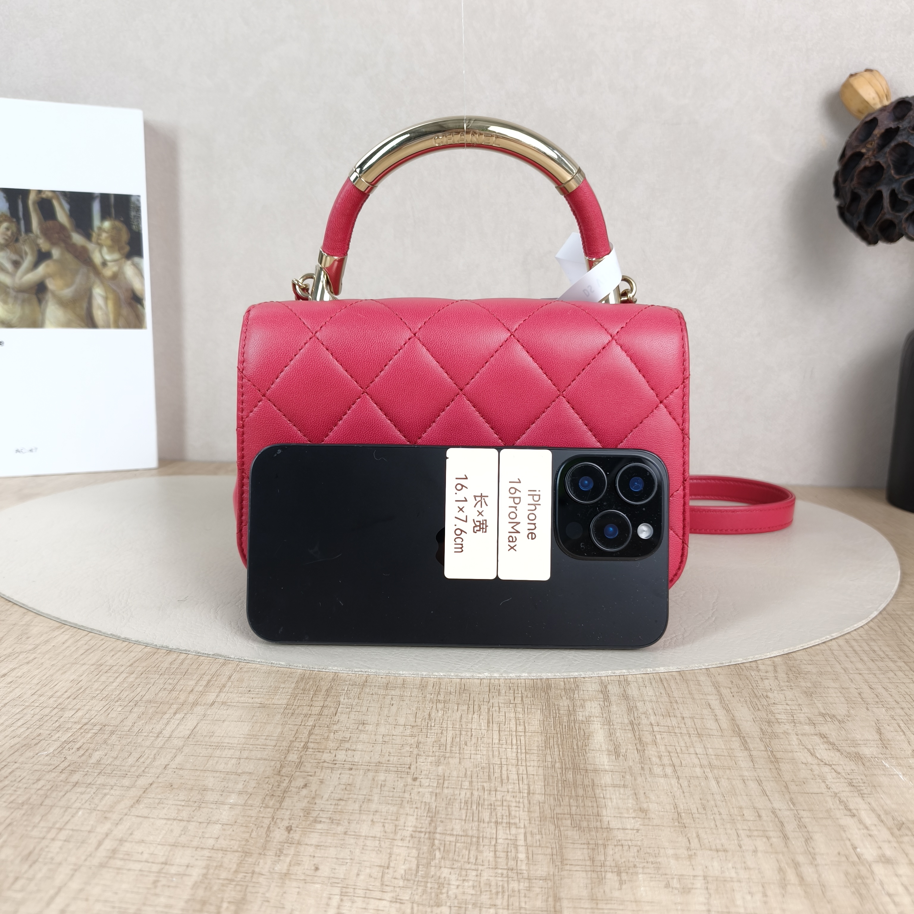 Chanel Crossbody Bag Crossbody Bag Red Lambskin One Size19 × 6 × 13 cm — cover view 5 of 6