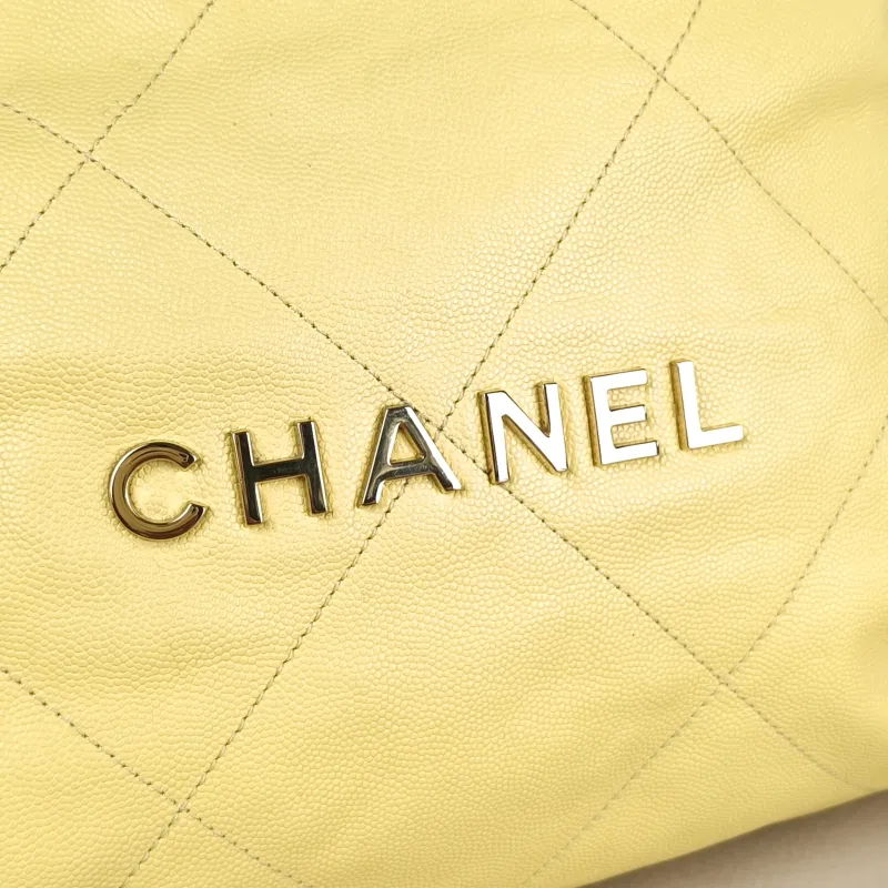 Chanel Shoulder Bag 22Bag Calfskin Medium 39 × 8 × 42 cm — detail view 1 of 14