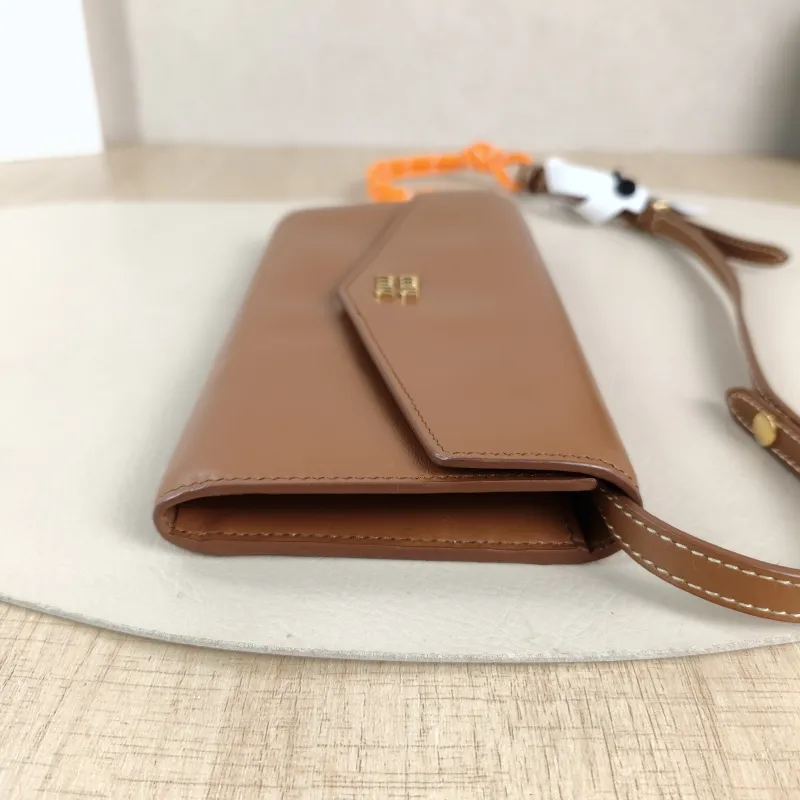 Miumiu Crossbody Bag Walletwoc Caramel Calfskin One Size 19 × 2 × 10 cm — detail view 5 of 13
