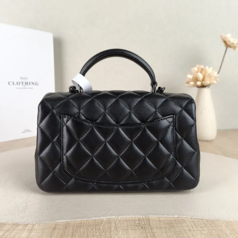 Chanel Crossbody Bag mini Black Lambskin mini 20 × 6 × 12 cm — cover view 4 of 5